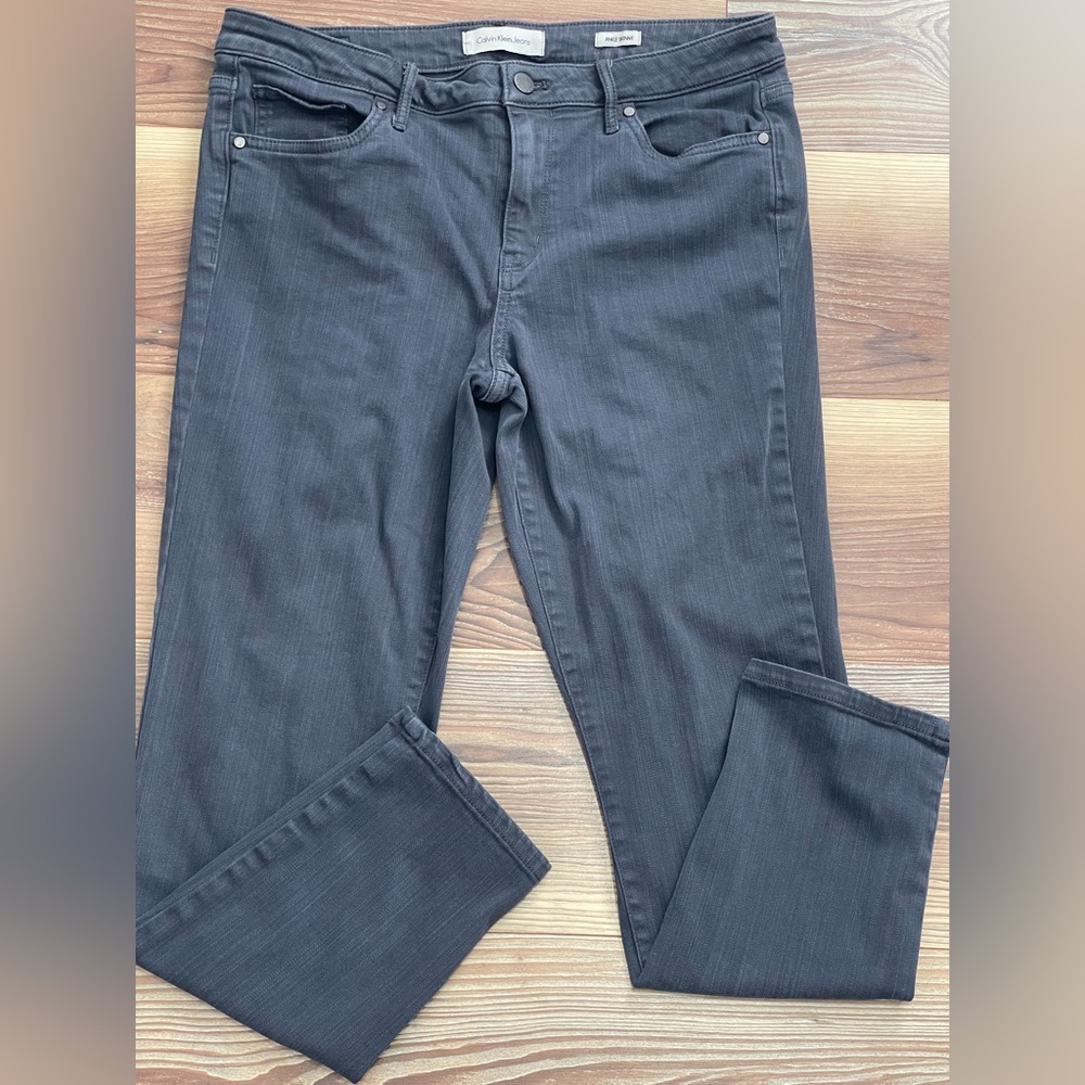 Calvin Klein Jeans 12 Skinny Ankle Gray Denim Jeans‎ w Stretch 807